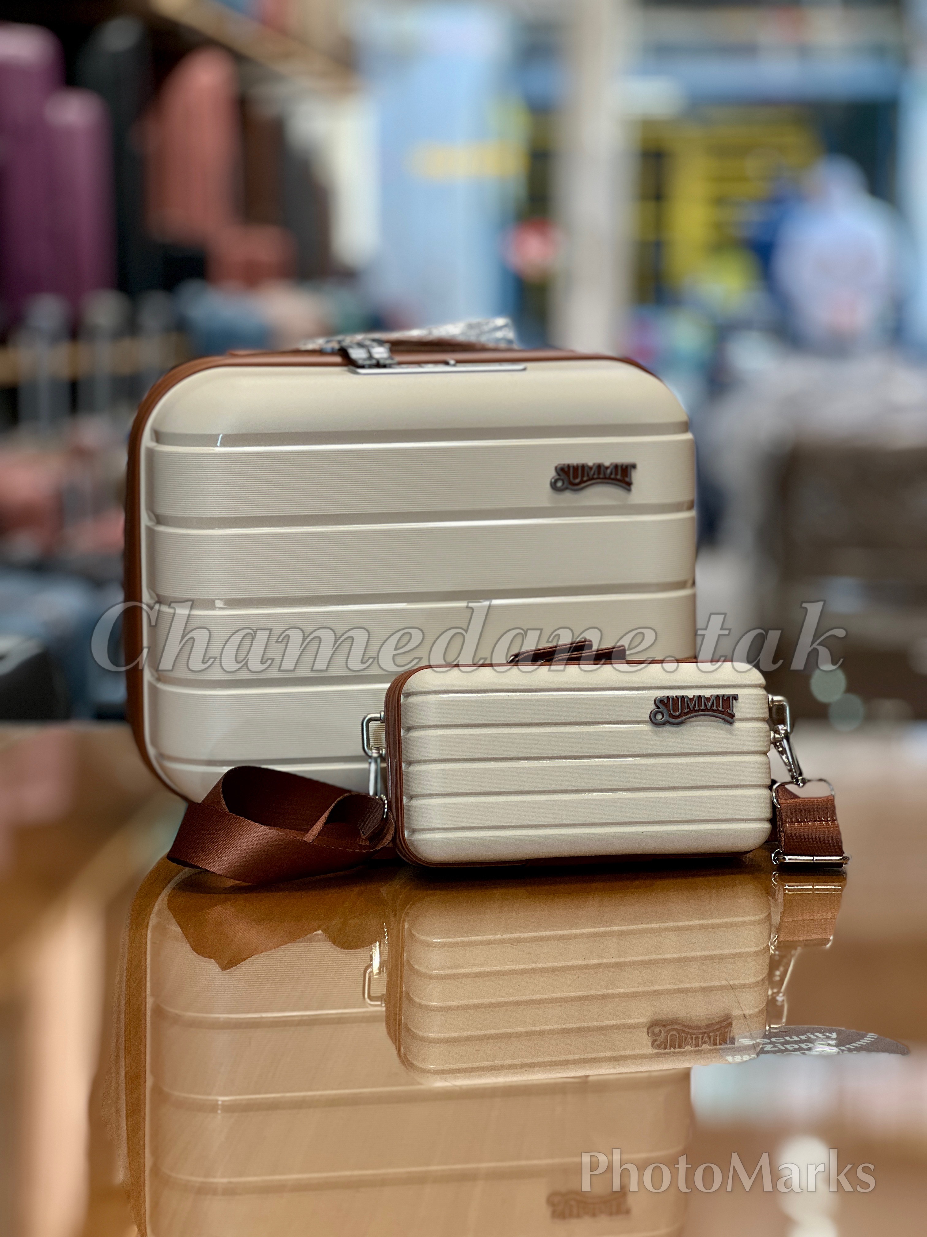 آرایشی و پاسپورتی